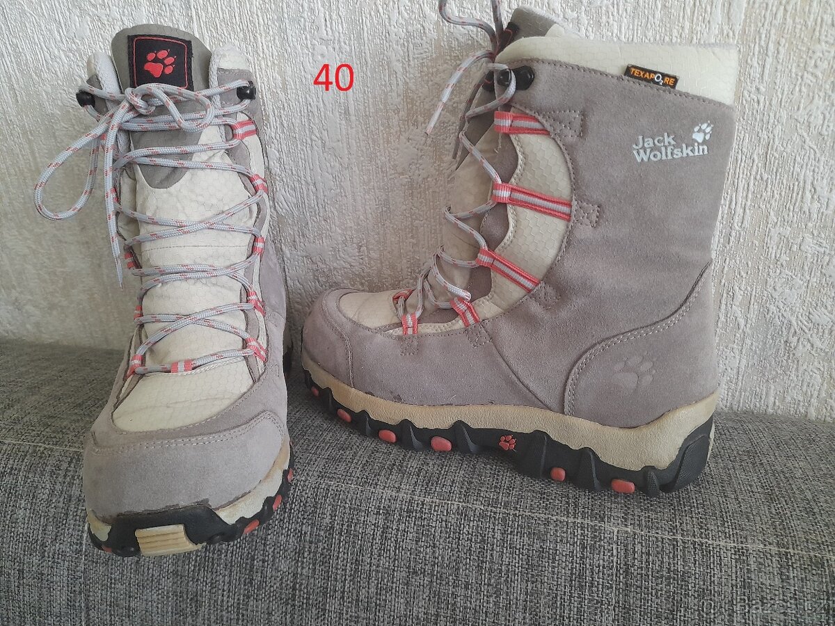 snowboardové boty 40