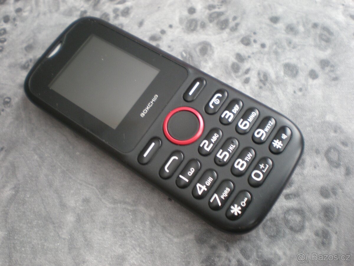 MOBILNÍ TELEFON