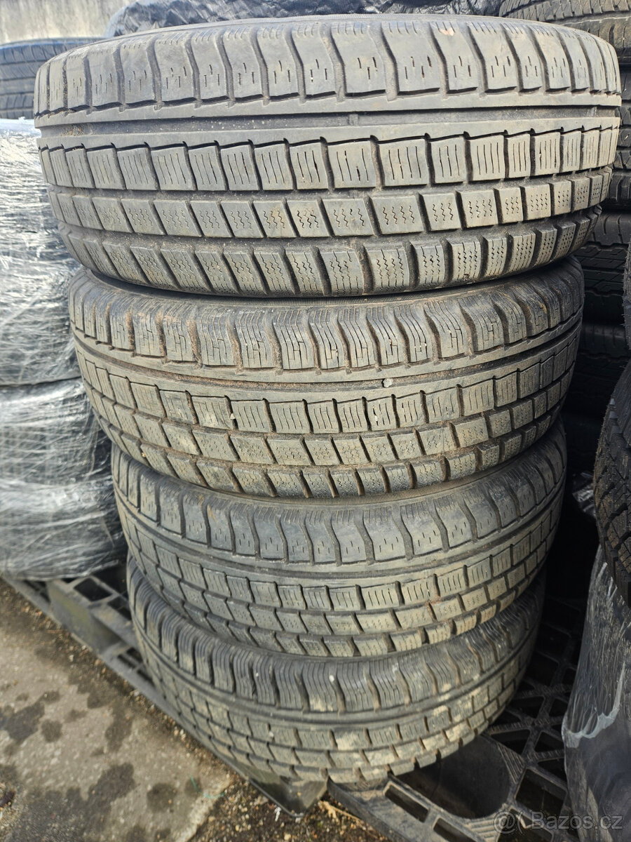 Sada pneu Cooper, 205/70/15