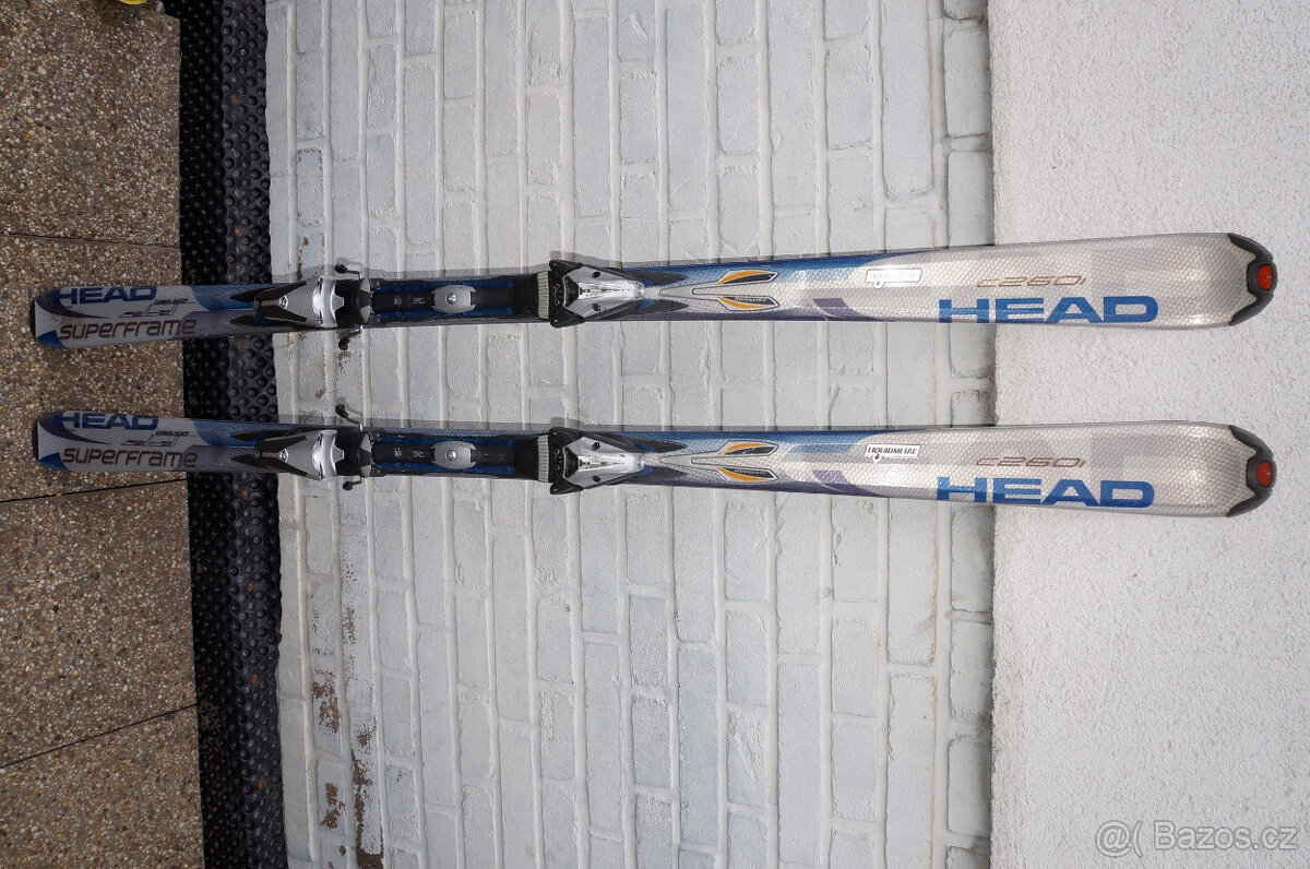 Málo jeté lyže 170 cm Head, dobrý stav, na pohled pěkné.