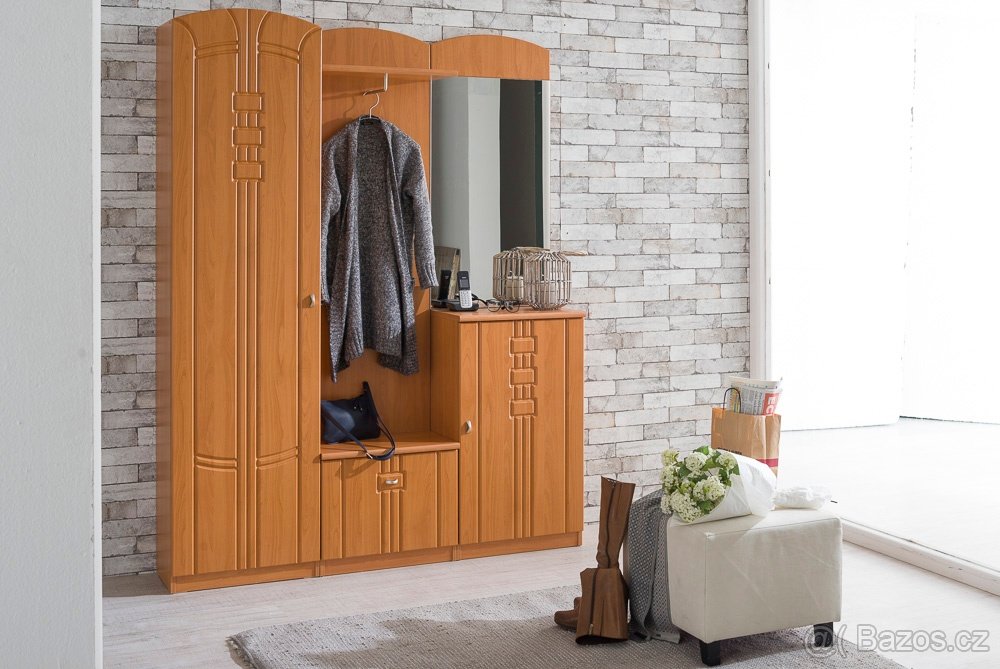 předsíňová stěna-nová, originál balená