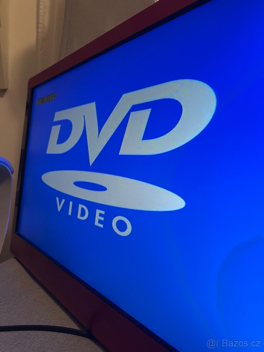 TV LCD 58cm uhlopricka