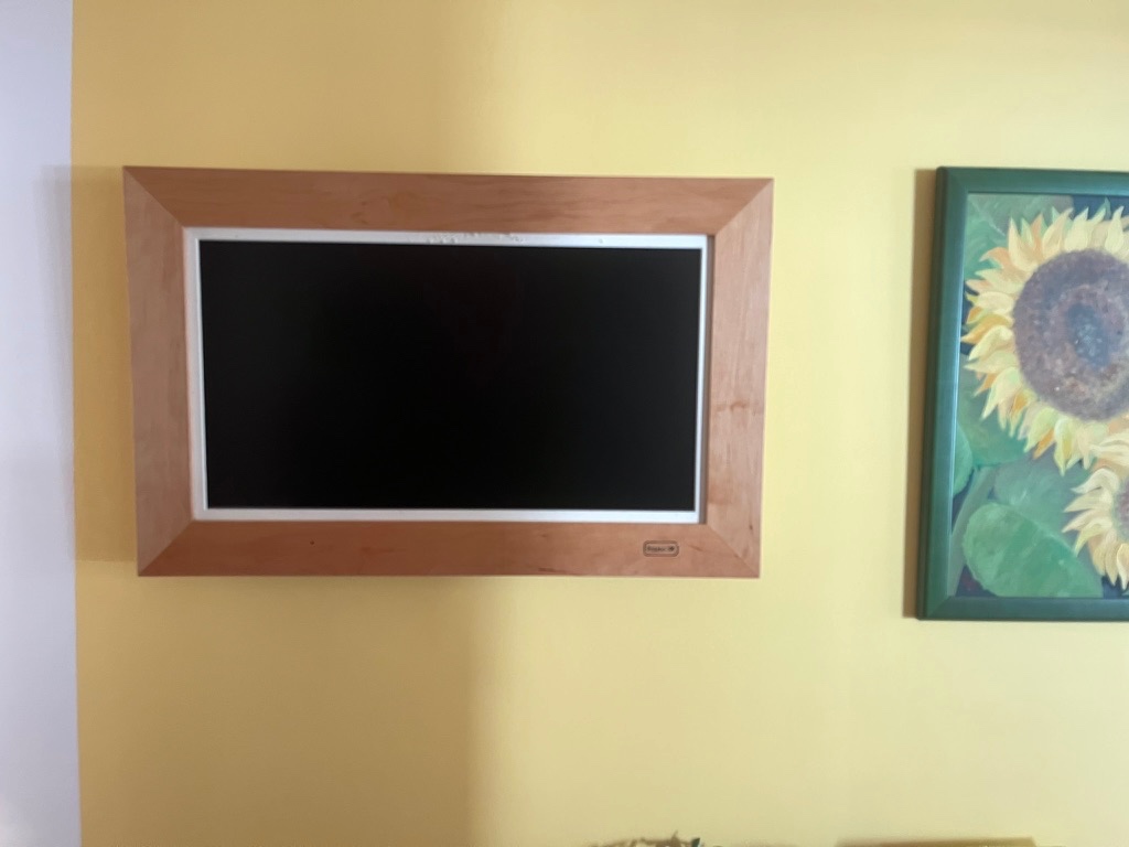 Fotorámeček na zeď