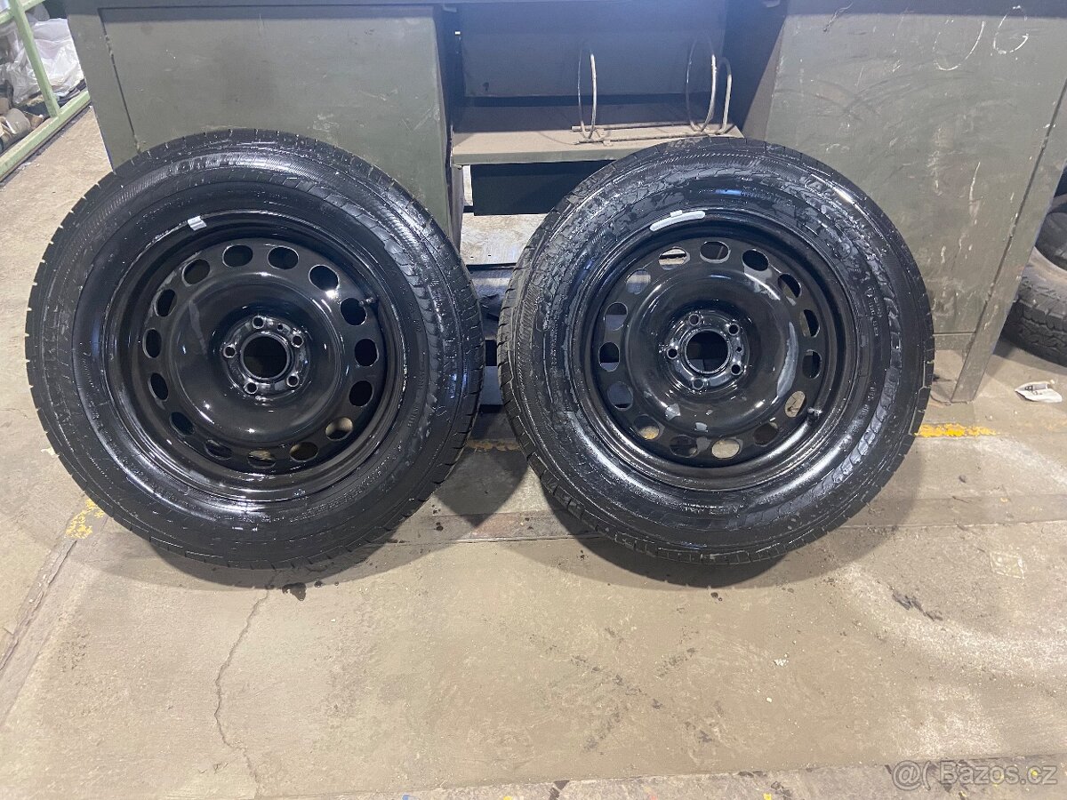 Komple kola 215/65/15C letni