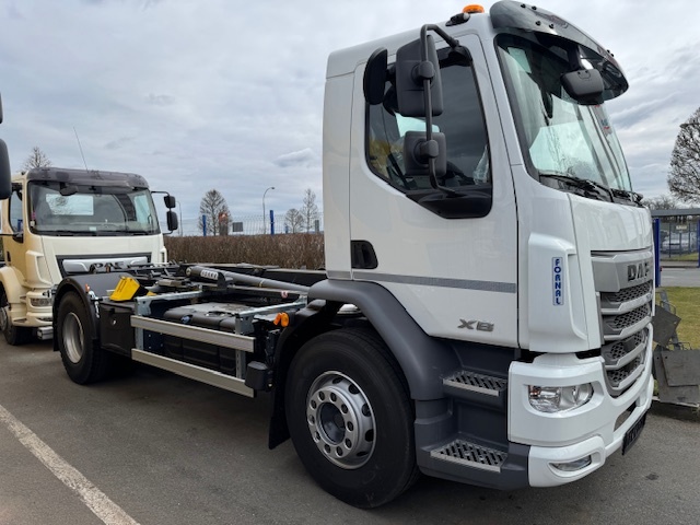 Prodám nový nosič kontejnerů FORNAL NKH 14T, DAF XB 4x2 18t