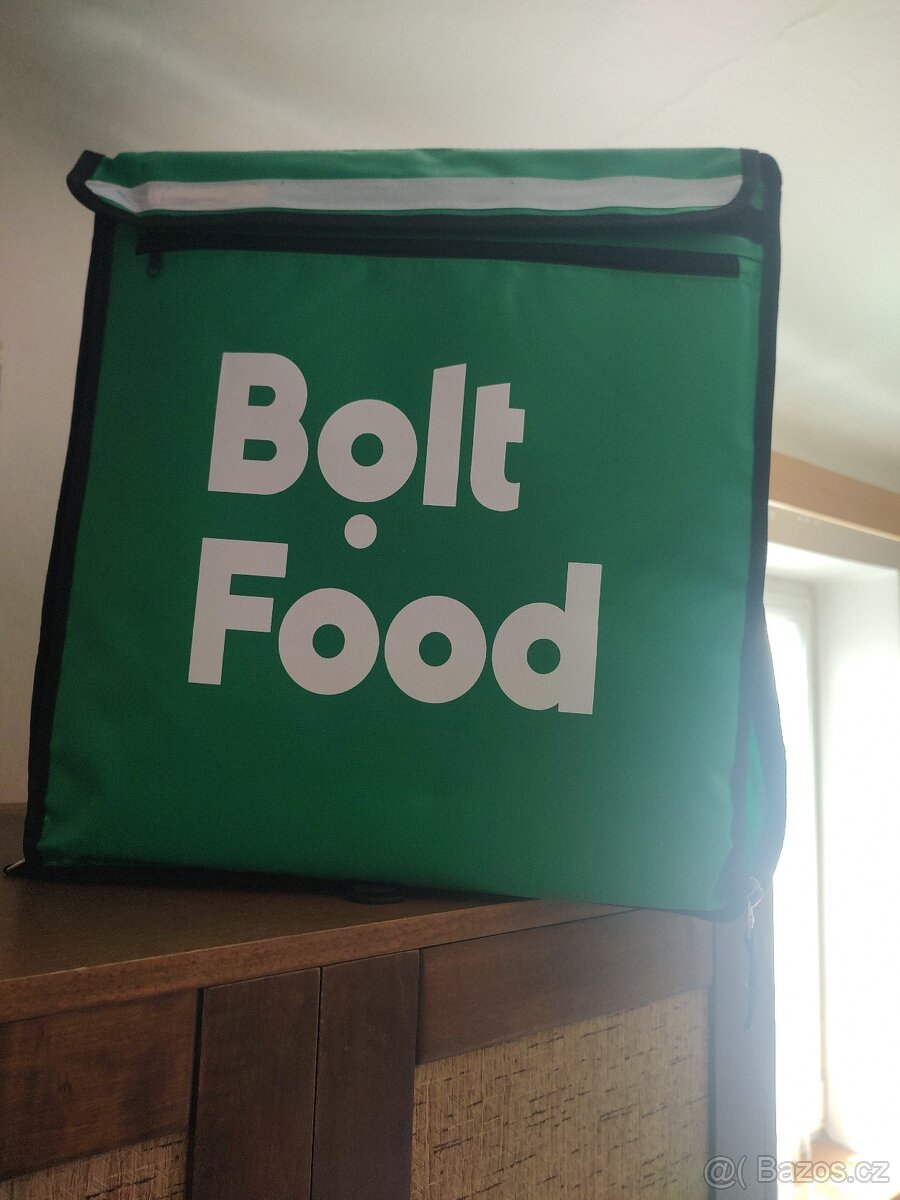 Bolt food na záda