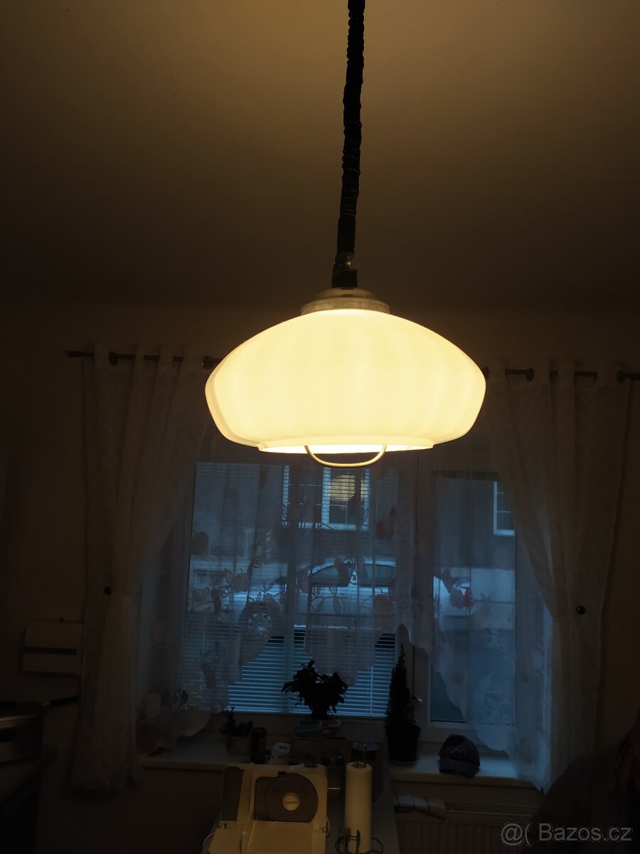 prodám 2 lustry