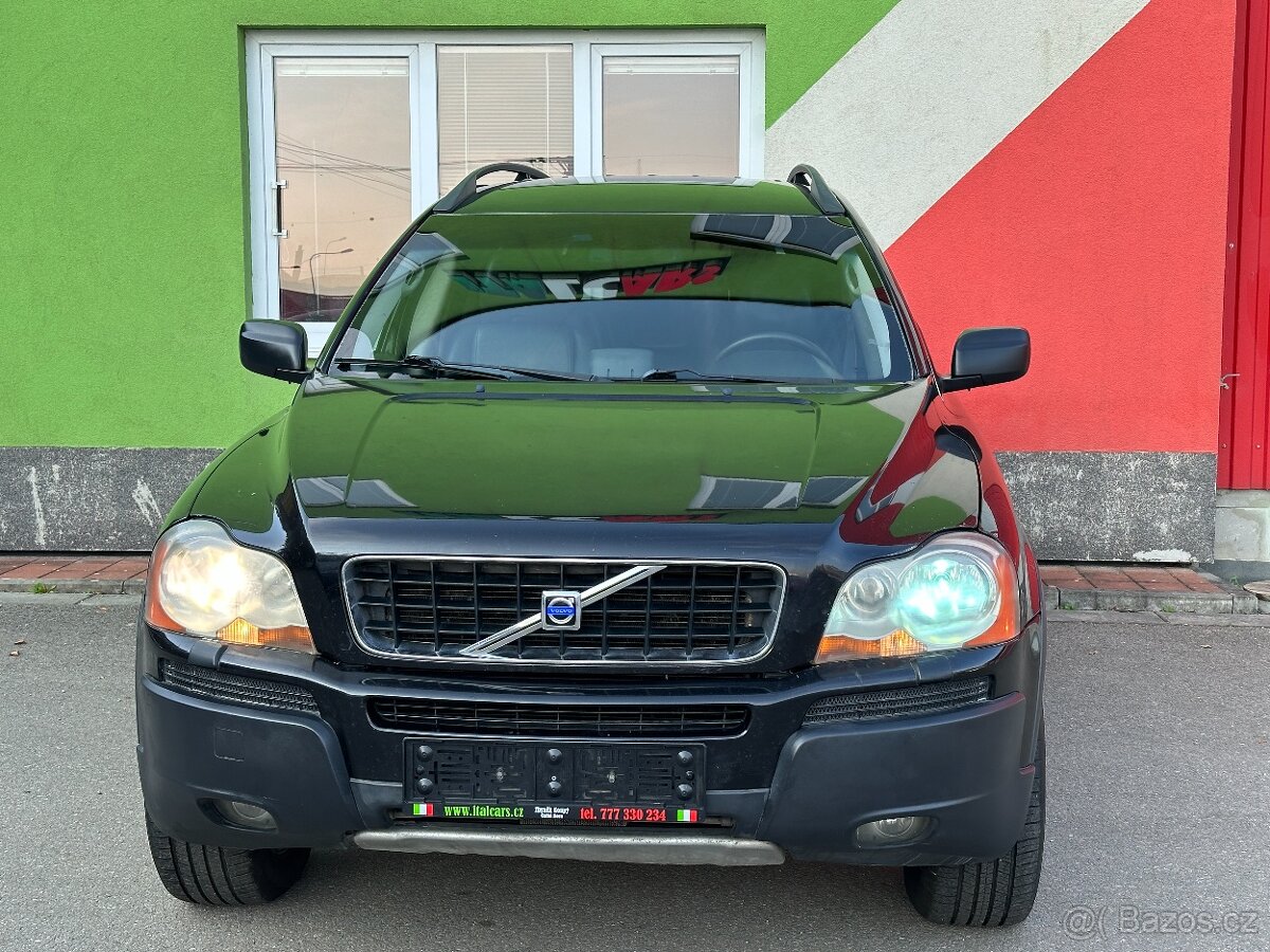 VOLVO XC90 2.4 D5 Momentum 7míst DVD roof player