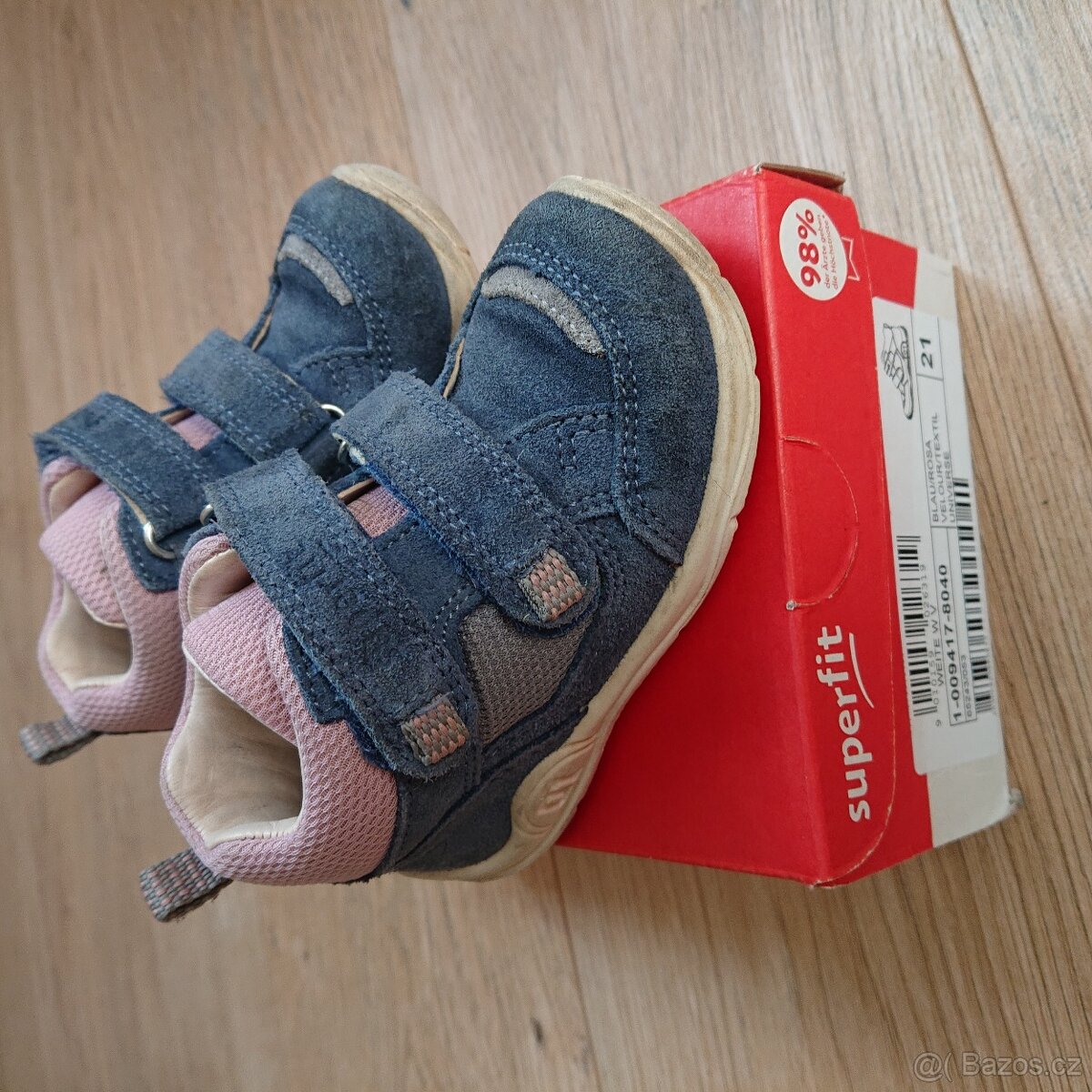 Celoroční botky Superfit Universe vel. 21