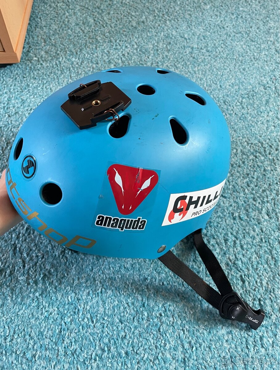 Helma na kolo, koloběžku, brusle a skateboard