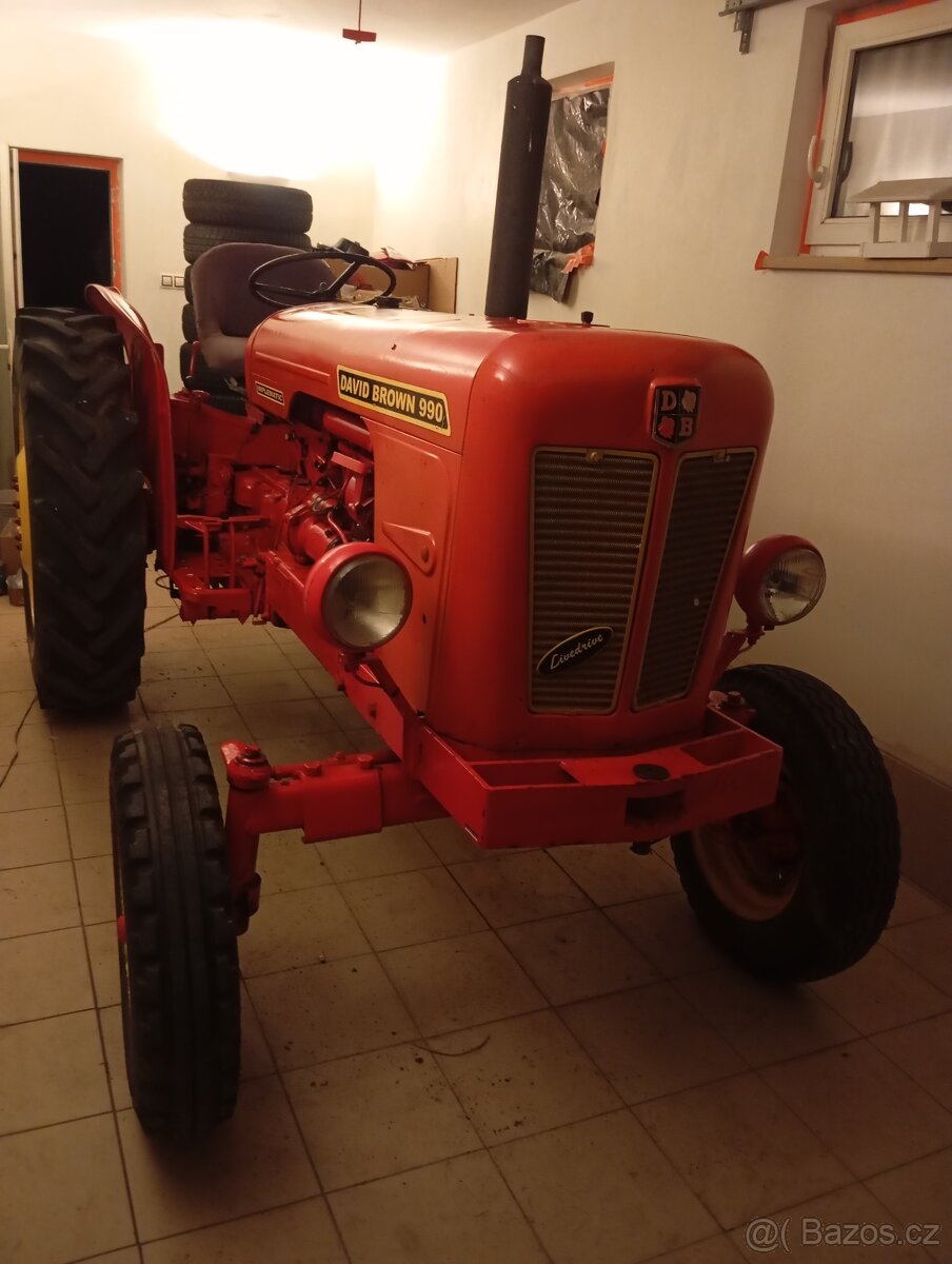 Traktor 52koní 4valec obsah3litr