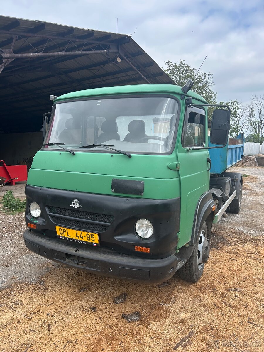 Nosič kontejnerů Avia A80 L + kontejner