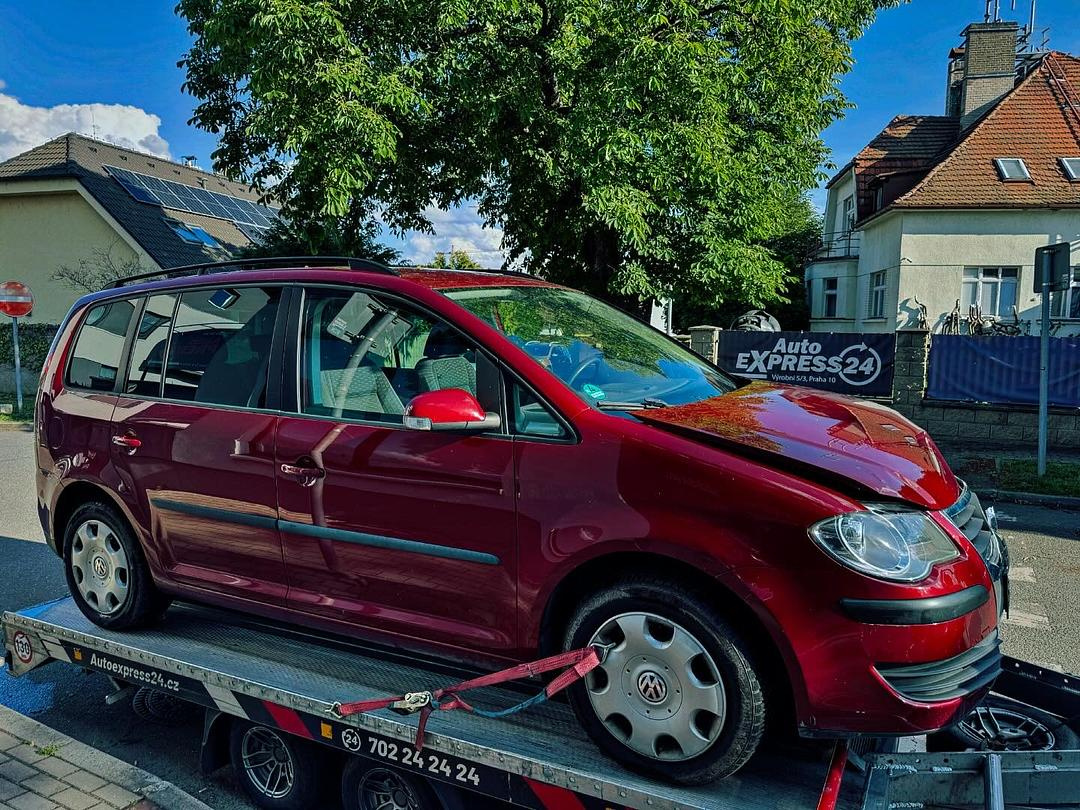 Veškeré náhradní díly VW Touran 1T2 FL 2007 BSX KLK LA3W