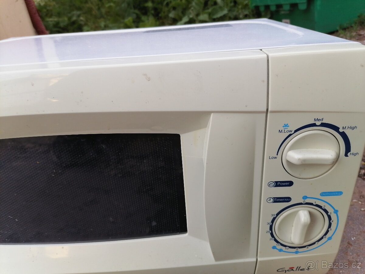 Mikrovlnka Gallet 700 Wattů