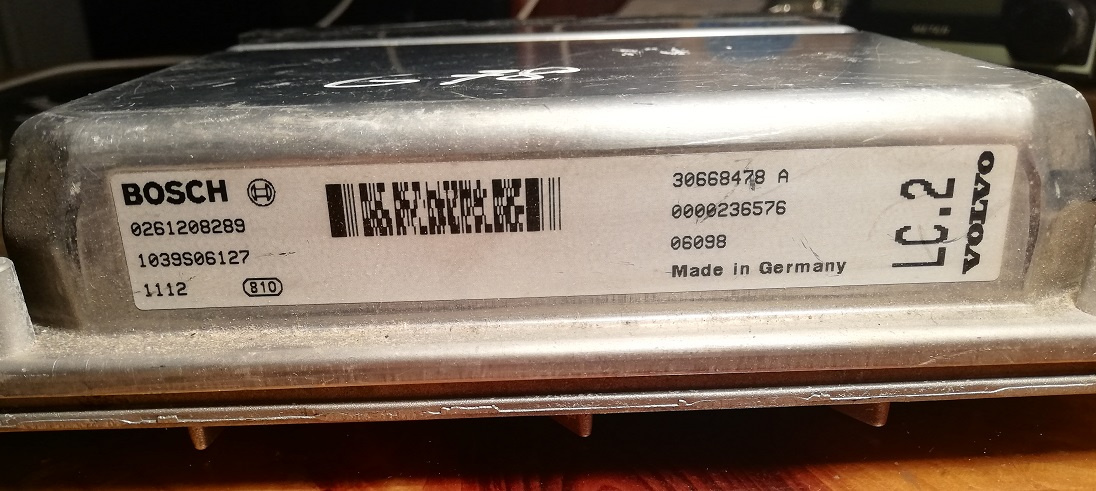 Volvo S60 S80 XC90 V70 2.4 0261208289 řídící jednotka ECU