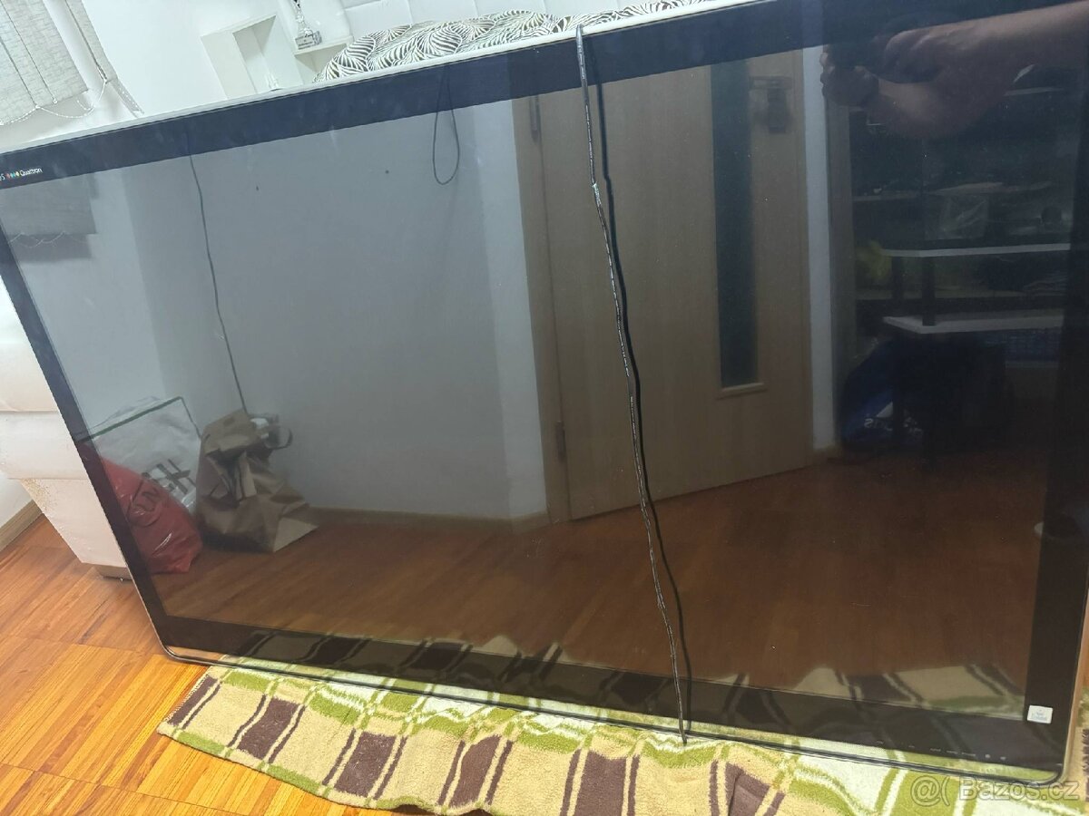 Prodame plazmovou televizi Sharp 60 palců