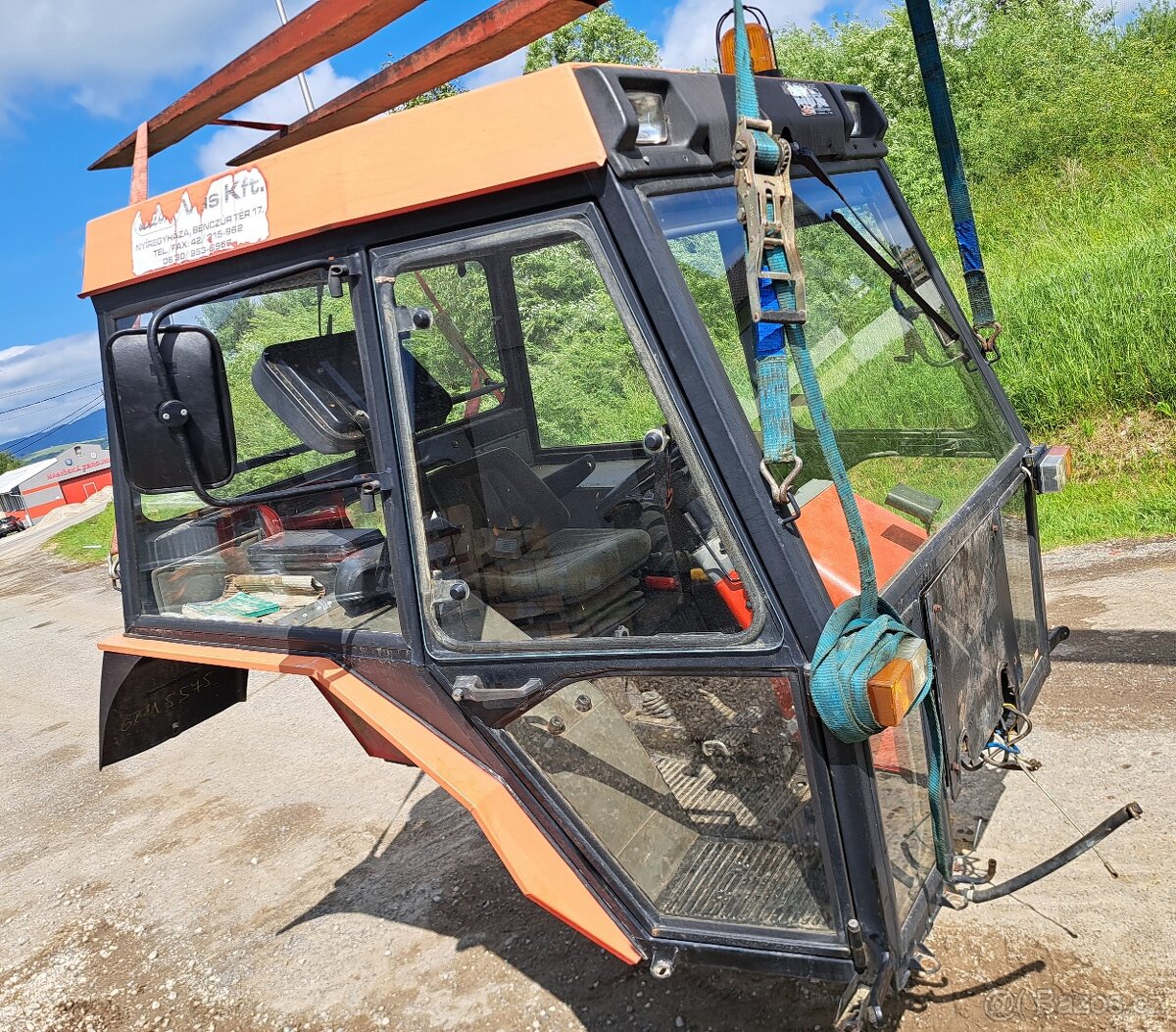 PREDAM TROJKOVU BRNENSKU KABINU TRAKTOR ZETOR