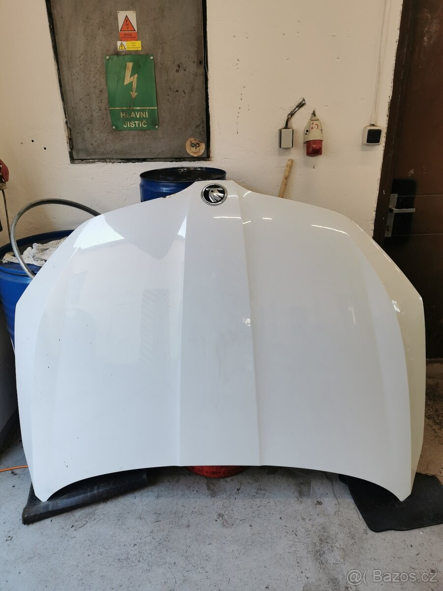Kapota OCTAVIA 3 facel