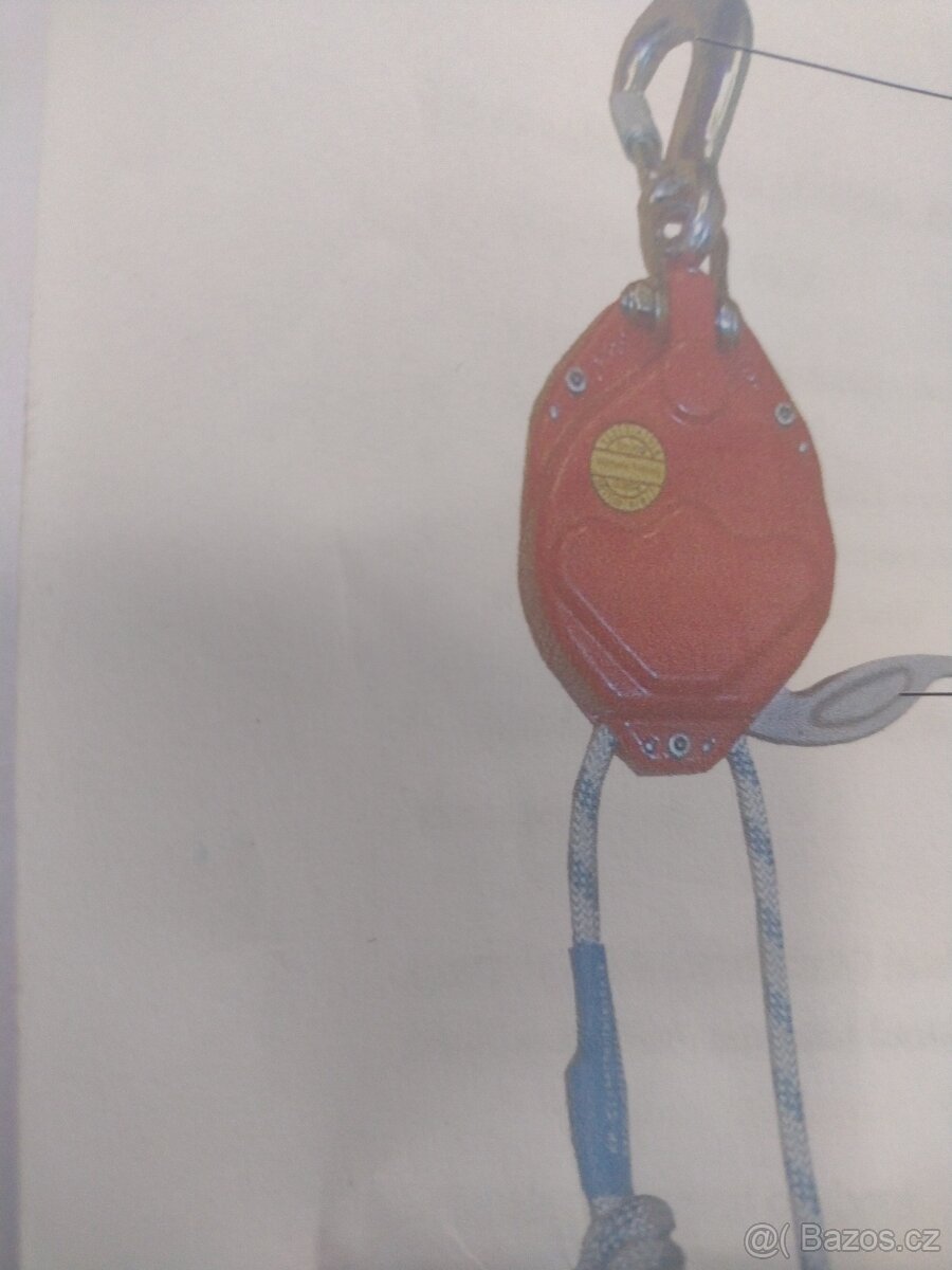 Slaňovací přístoj AG 10 S