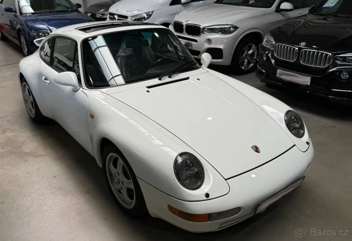 Porsche 993 Carrera 2 Coupé – manuál, Grand Prix bílá