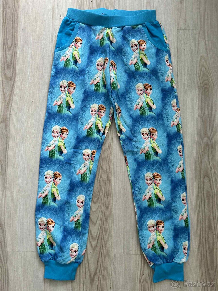 Nové handmade tepláky Frozen
