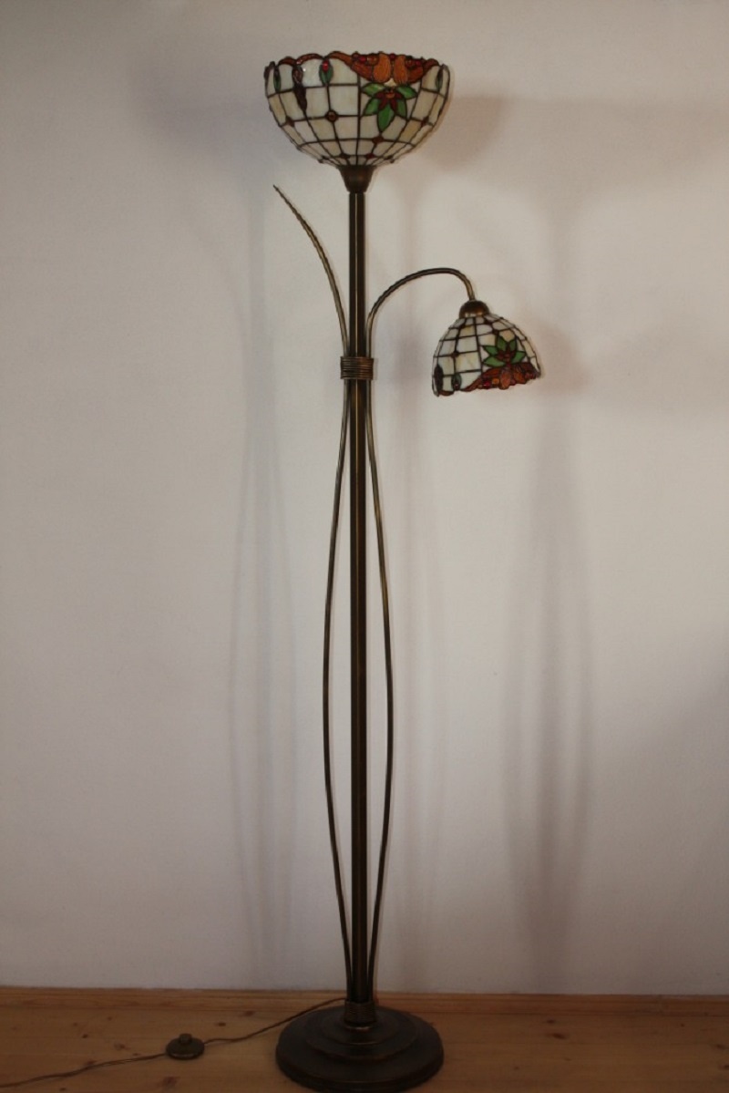 Stojací vitrážová lampa Tiffany -nová -2 stínidla