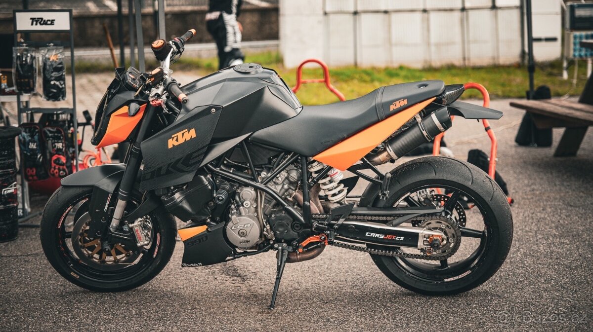 KTM Superduke 990