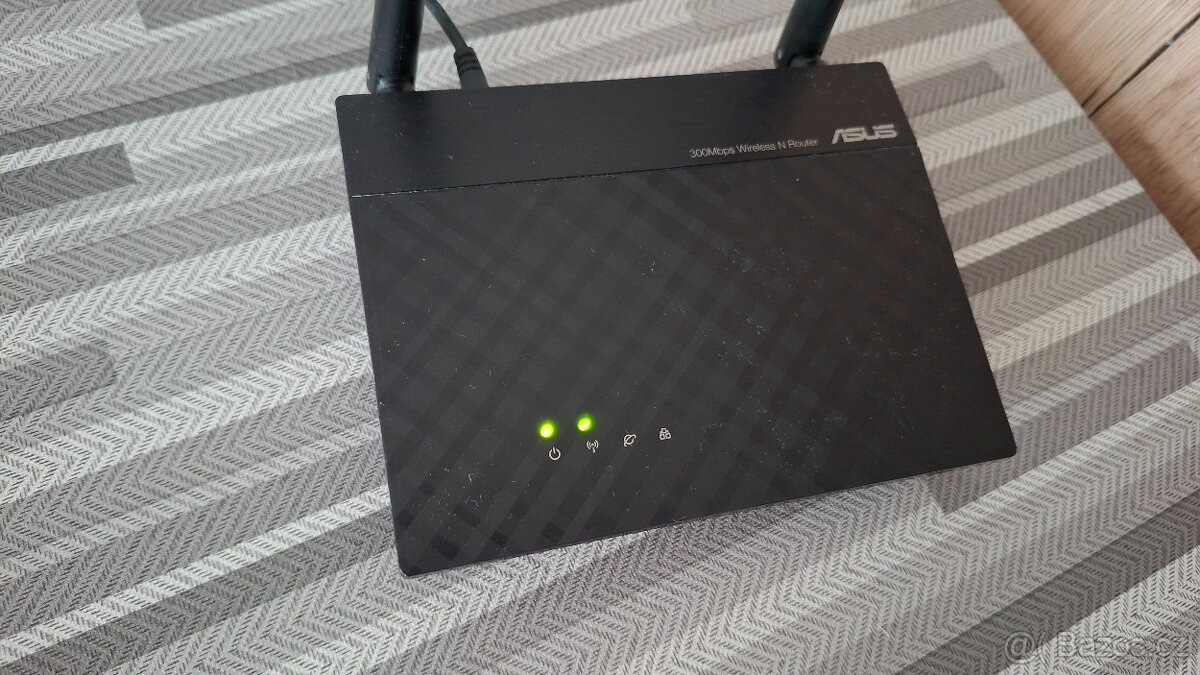 Bezdrátový WiFi router Asus RT-N12E Wireless-N300
