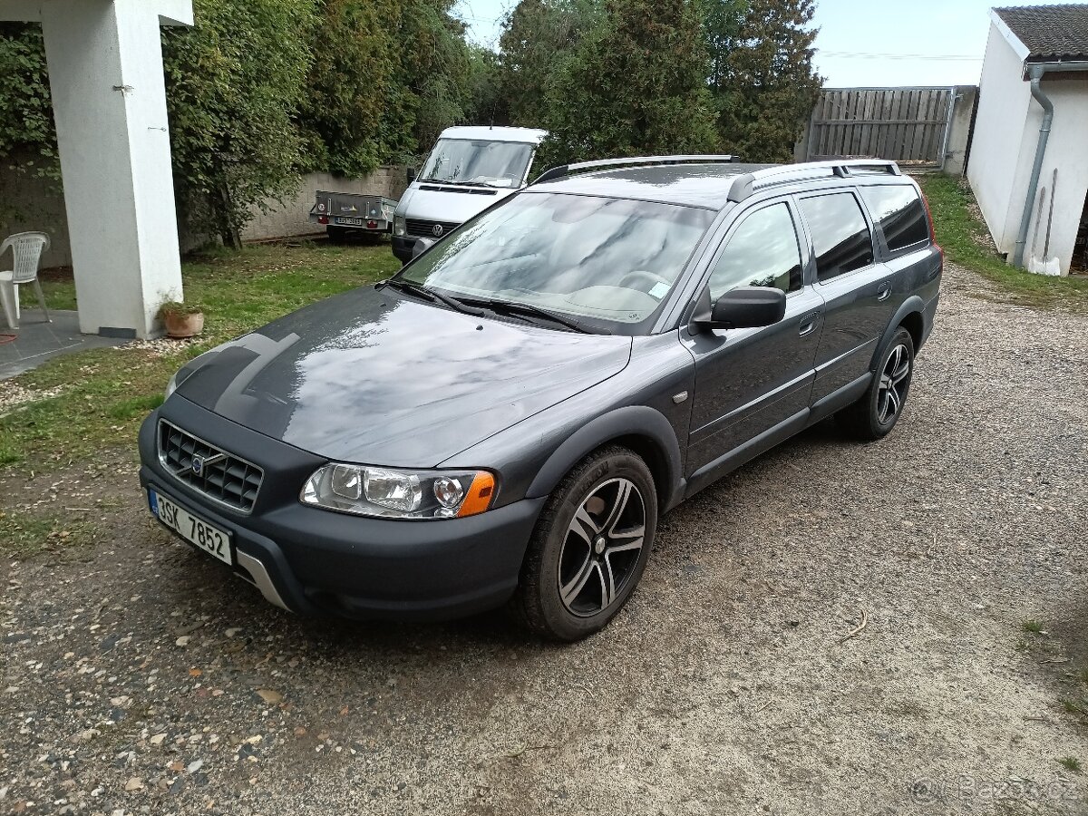 Volvo XC70 AWD MY2006 nezávislé topení