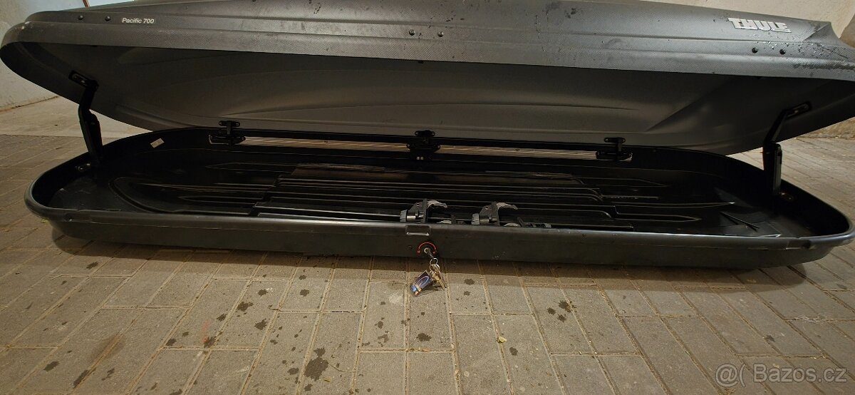 Střešní box THULE Pacific 700
