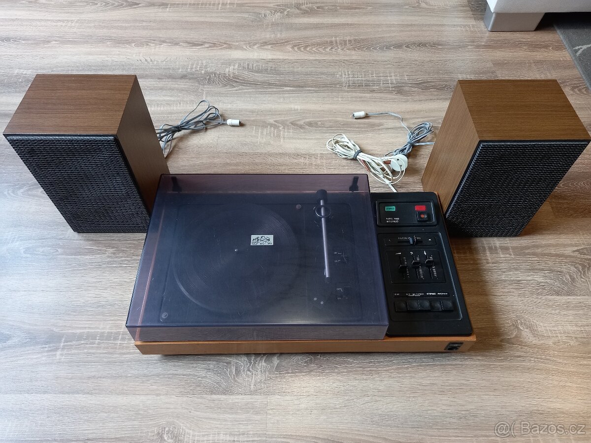 Gramofon Tesla NCZ 150