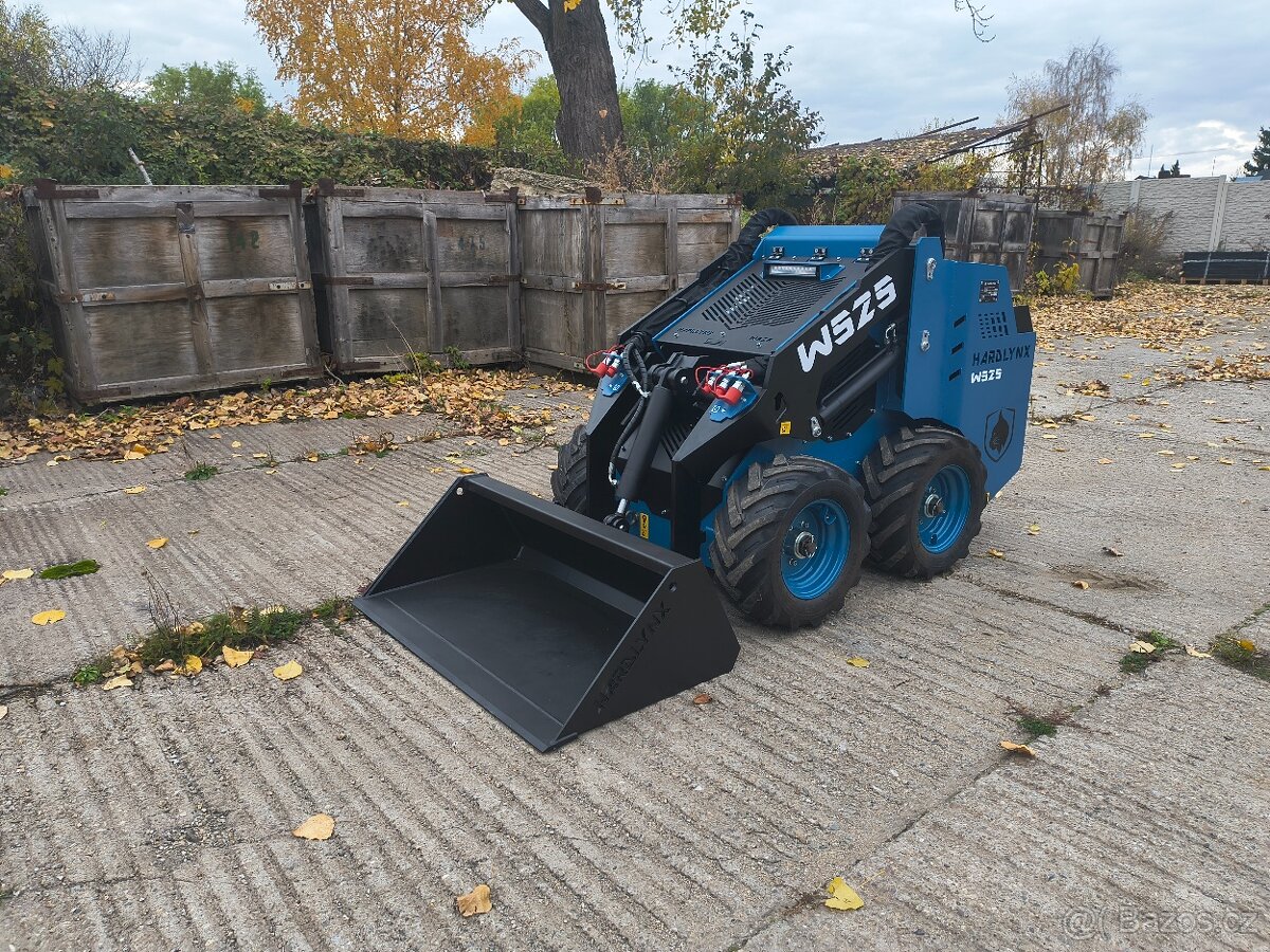 Smykem řízený mini nakladač HARDLYNX W525