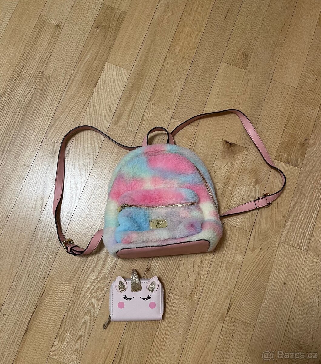 Dívčí batoh zn. Guess + zdarma peněženka