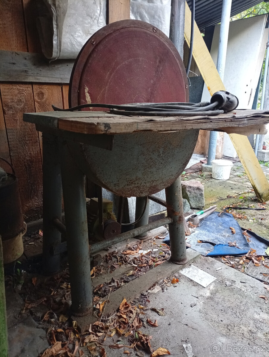 truhlářská bruska