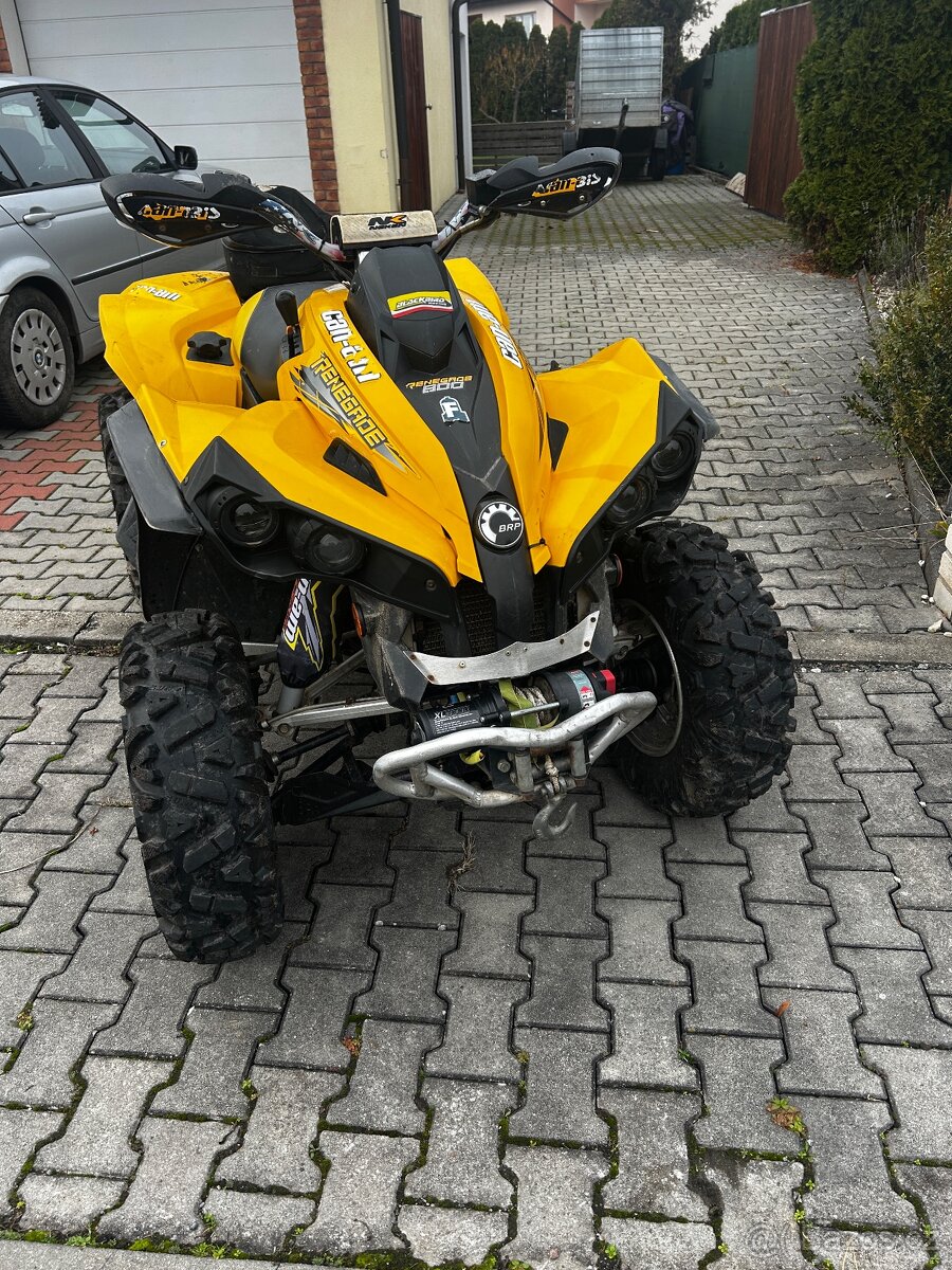 CAN AM RENEGADE 800