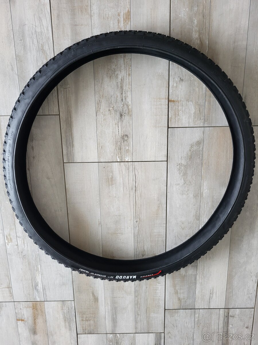 Plášť na horské kolo