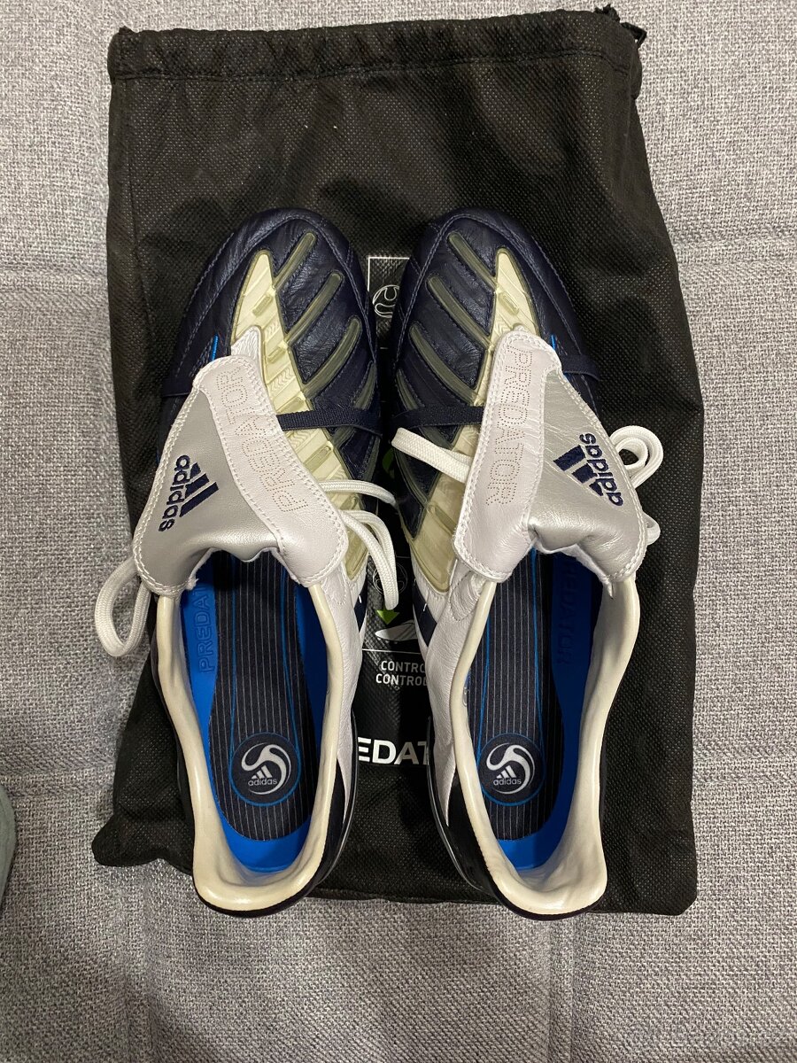 Retro fotbalové kopačky