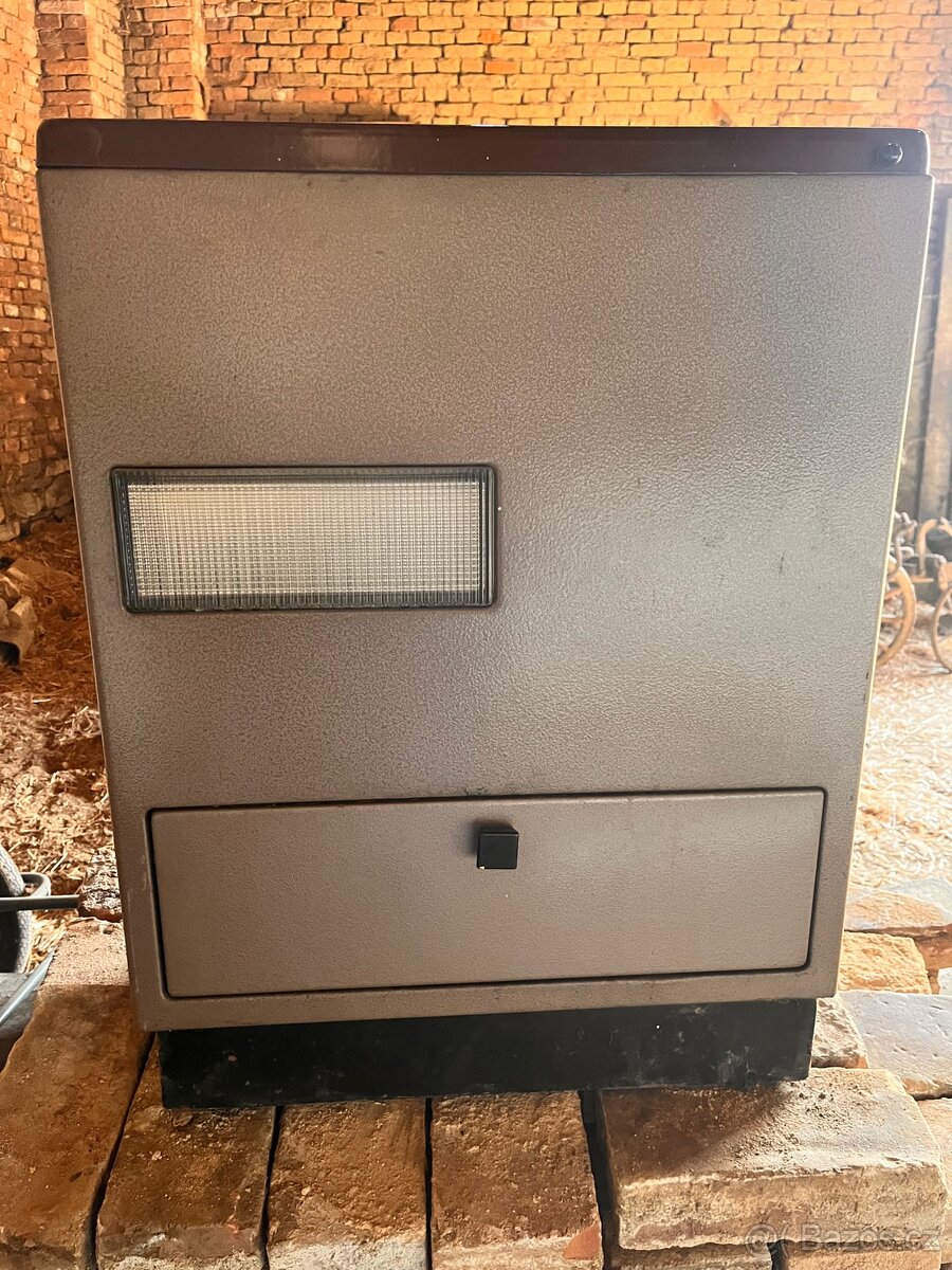 Kachle na tekuté paliva Jas 50