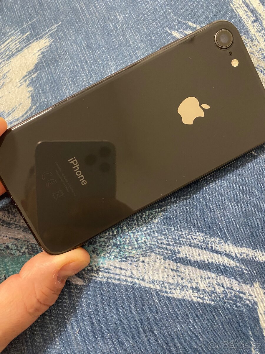 IPhone 8 64gb space gray (vesmírne šedý.)