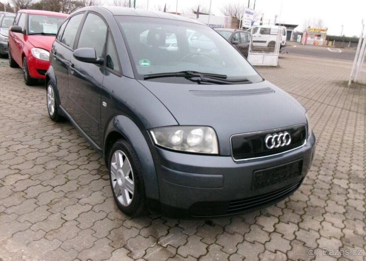 Audi A2 1.4i Digi klima benzín manuál 55 kw