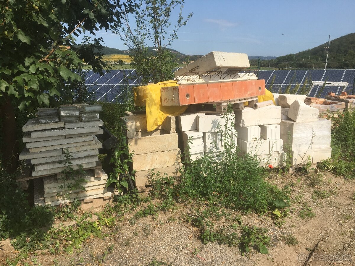 prodám stavební přebytky