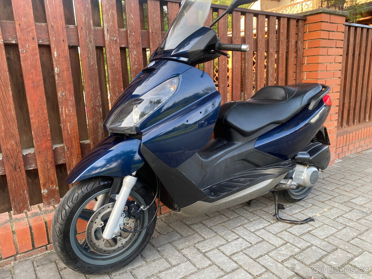 Piaggio X7 125 (2010)