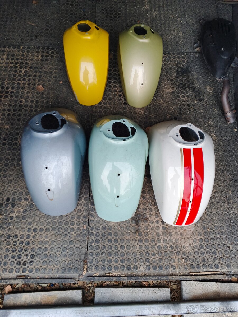 Vespa primavera 125
