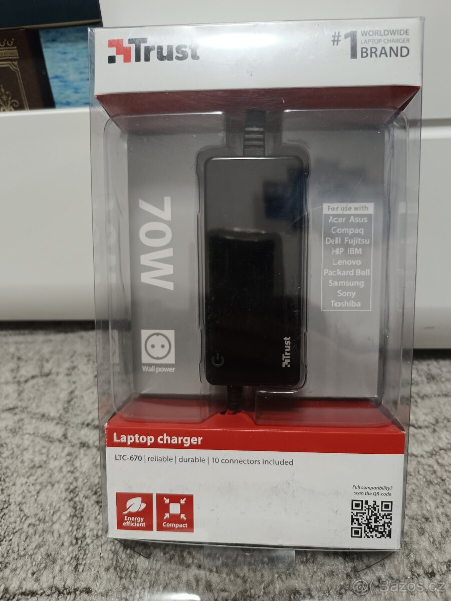 Univerzální nabíječka pro notebooky