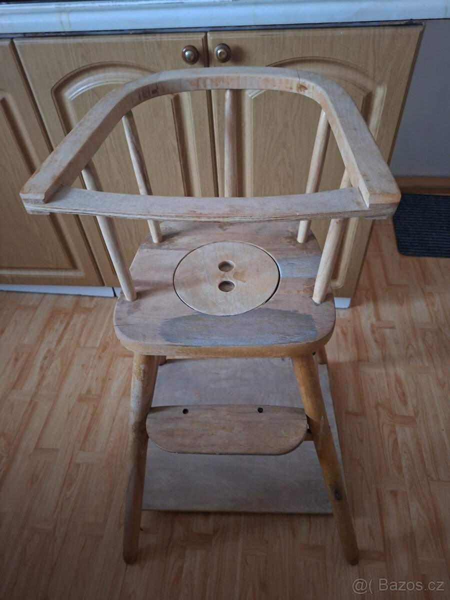 Prodám dětskou jídelní židličku