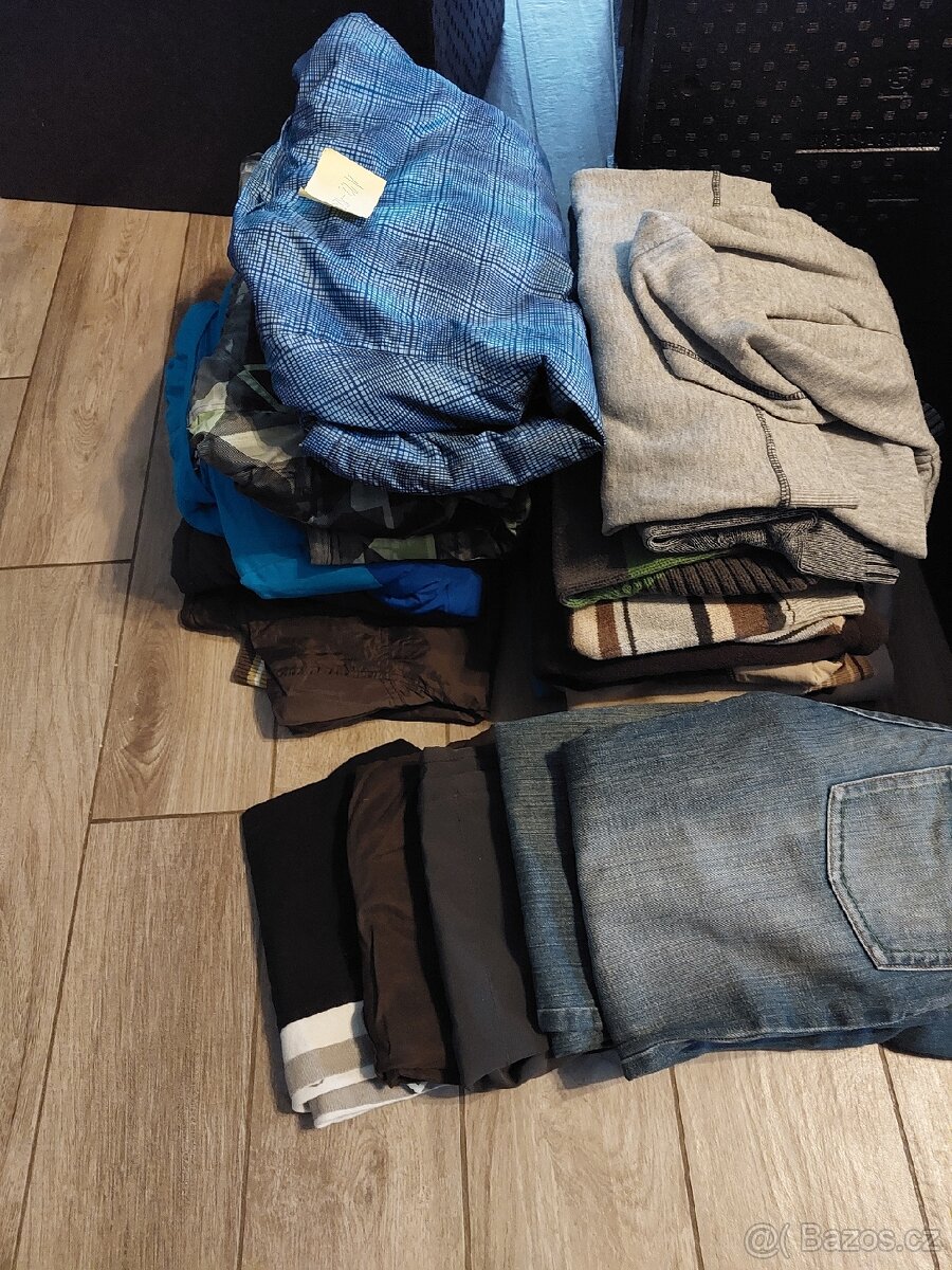 Oblečení chlapec 122-128