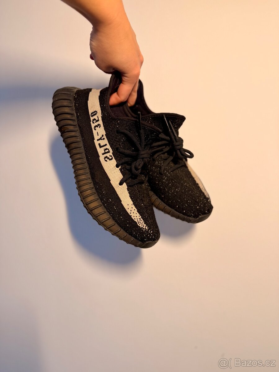 YEEZY Oreo 350