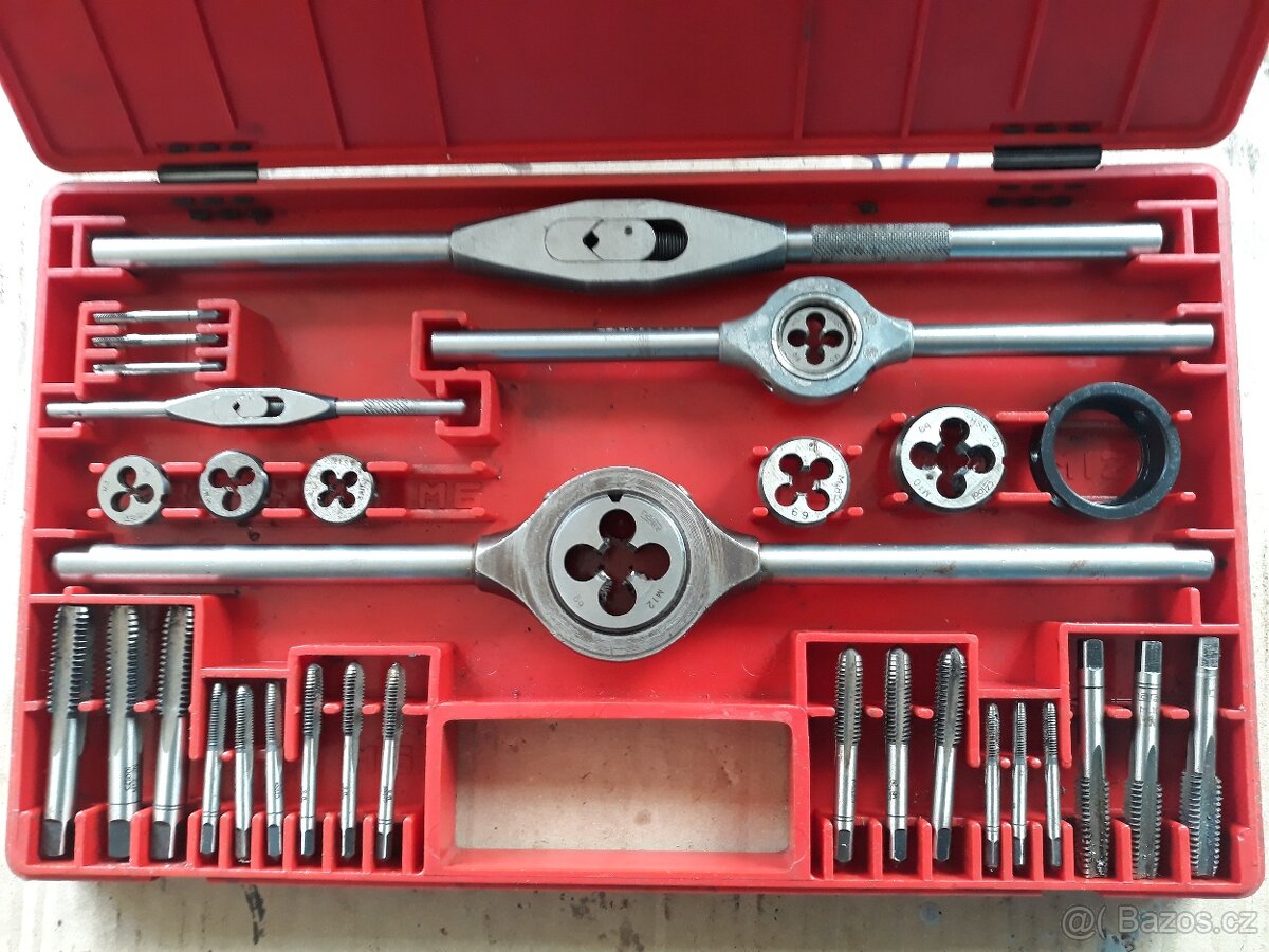 NAREX sada závitníků