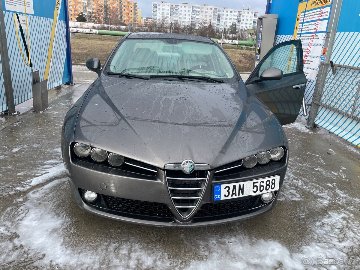 Alfa Romeo 159