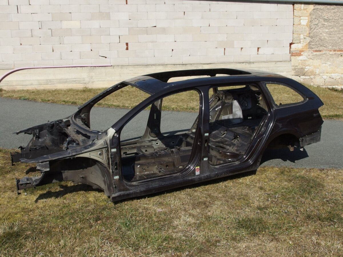 Skelet karoserie Škoda Superb II combi